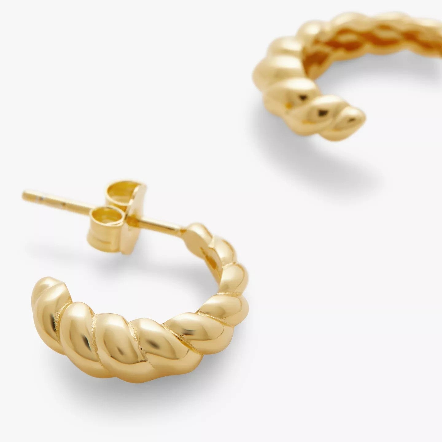 Ribbed Hoop Earrings