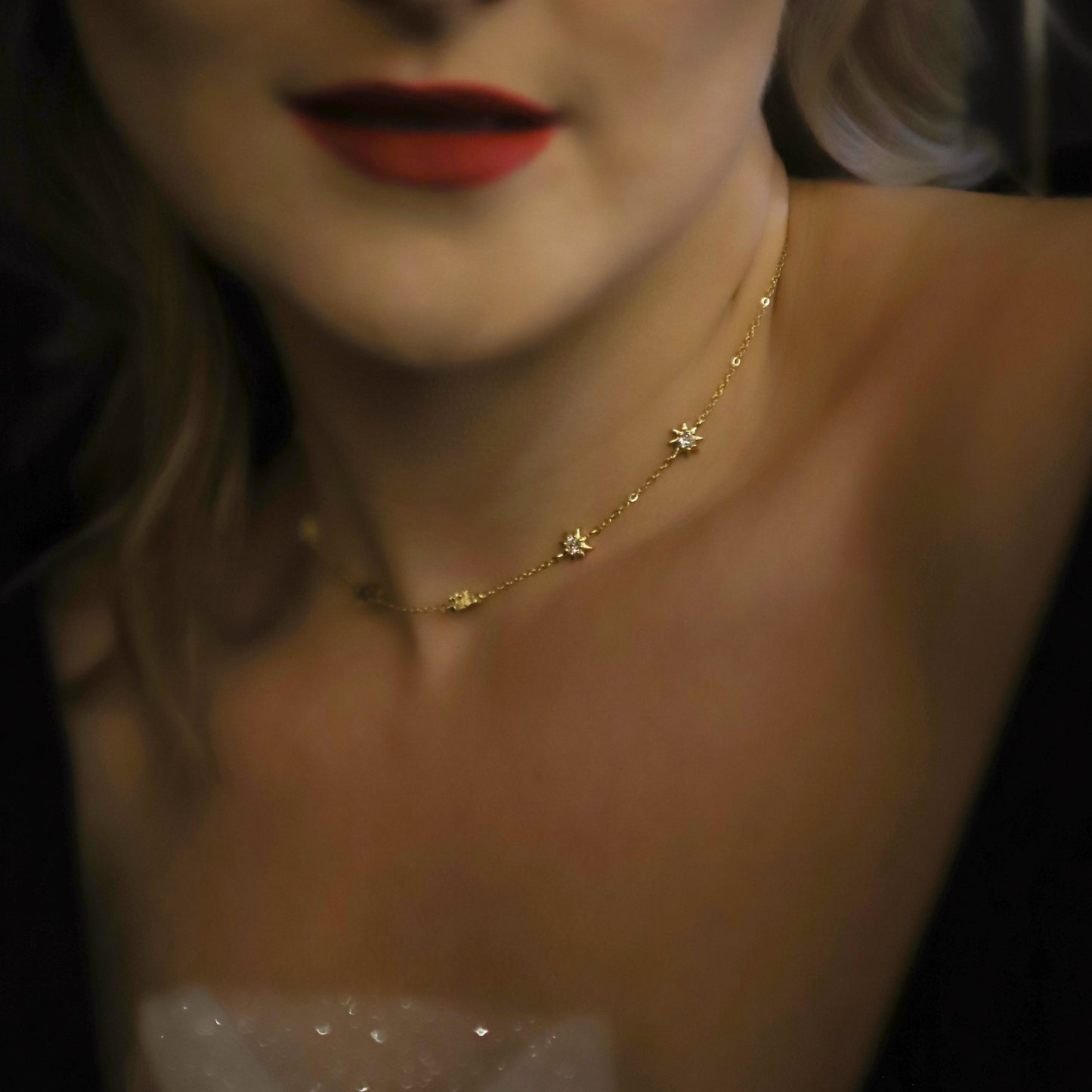 Icelyn Star Choker Necklace | 18K Gold Plated