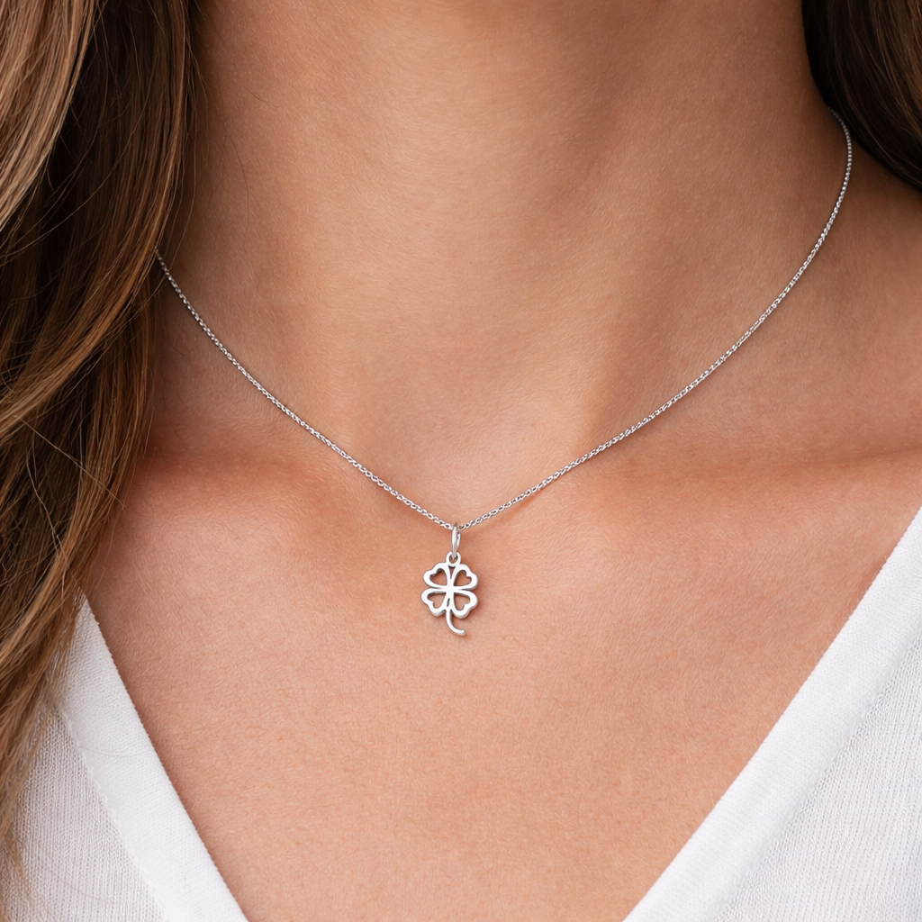 Simple Shamrock Pendant Necklace