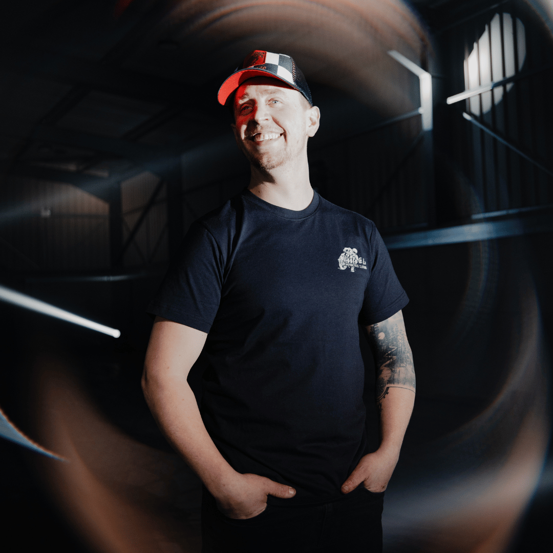Black Flattrack Tee